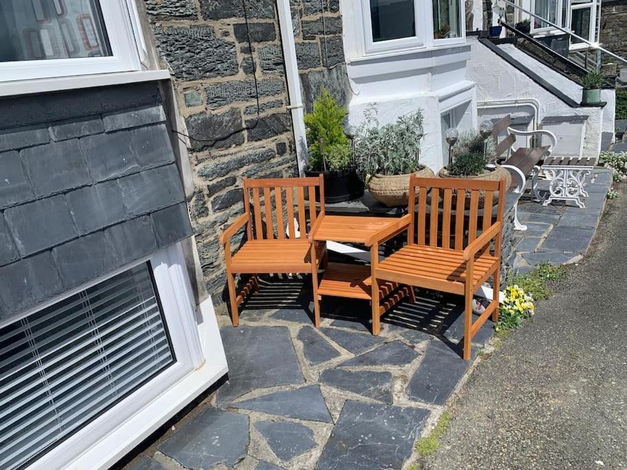 Harbourside 2 Bed Apartment, Barmouth Bridge Views Экстерьер фото