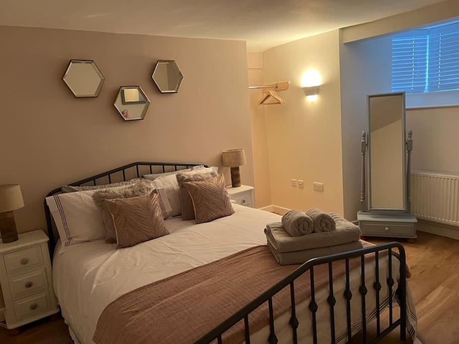 Harbourside 2 Bed Apartment, Barmouth Bridge Views Экстерьер фото