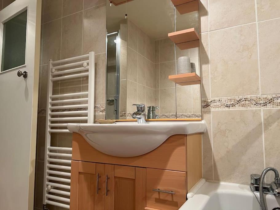 Harbourside 2 Bed Apartment, Barmouth Bridge Views Экстерьер фото